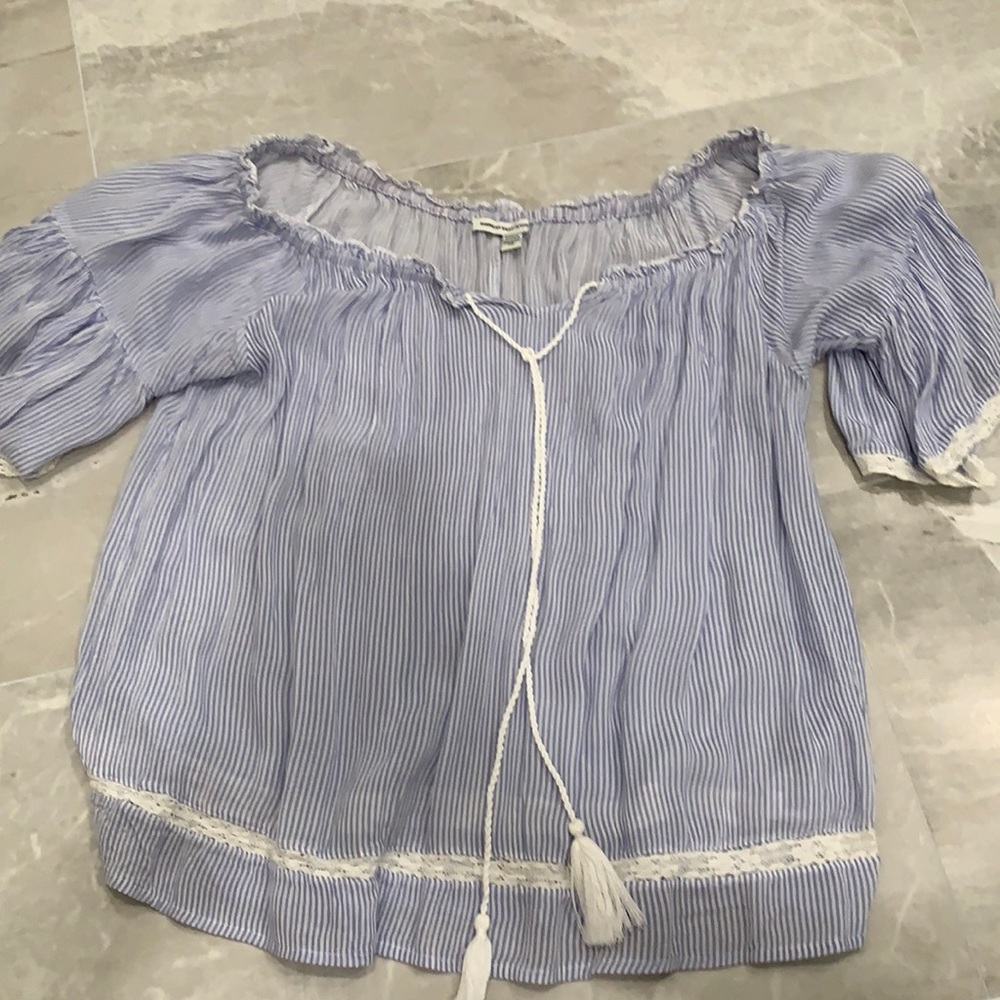 Blue American eagle blouse